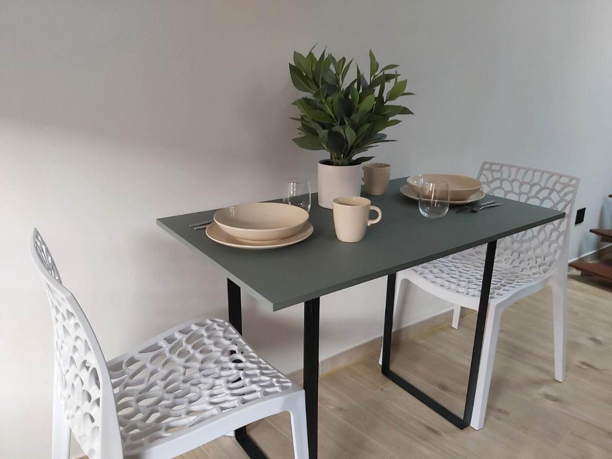 Le Studio D'Emma Apartment โรม็อง-ซูร์-อีแซร์ ภายนอก รูปภาพ